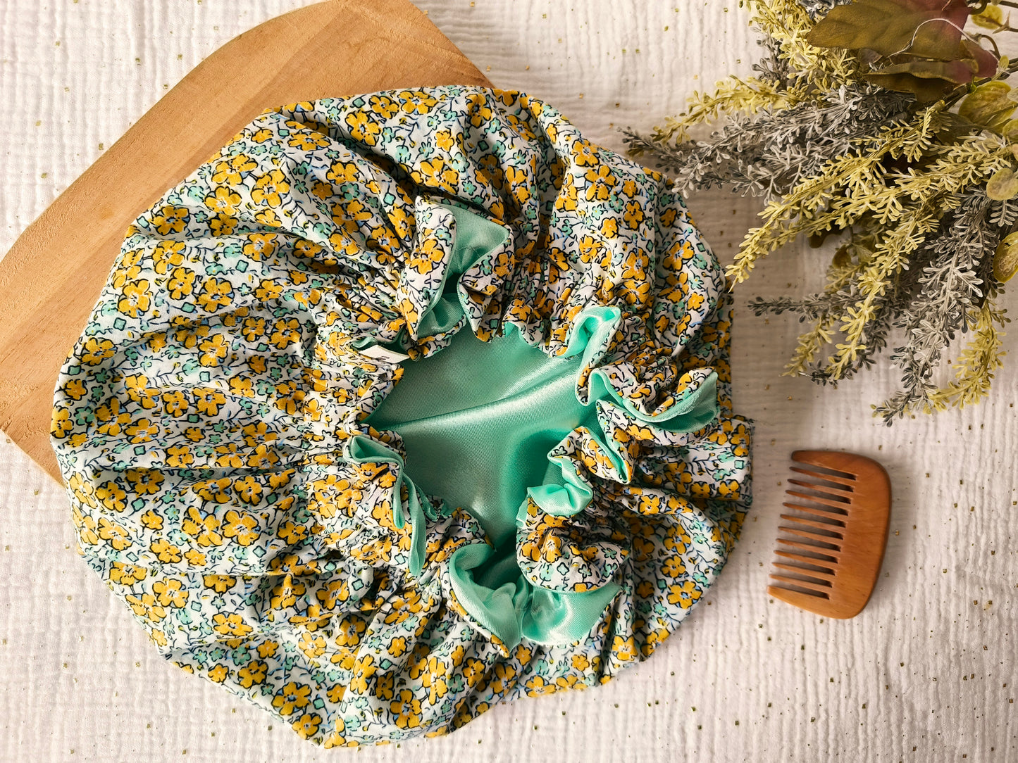 Le Bonnet Satiné